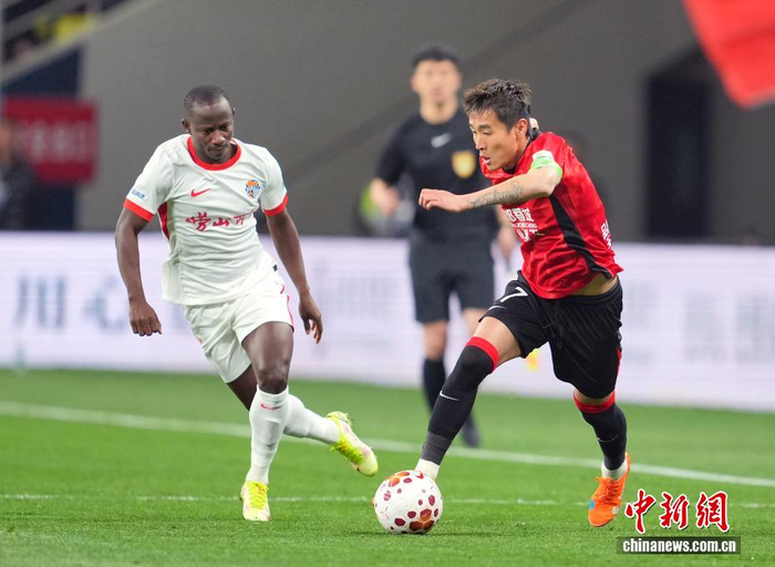开云app下载-2026赛季中超联赛：成都蓉城队胜青岛海牛队|四川成都|中新社|拜合拉木·阿卜杜外力|韦世豪|安源_新浪体育_新浪新闻